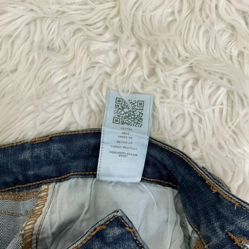 True Religion Medium Vintage Becca Low Rise Cargo Bootcut Denim Jeans Size 29 - Picture 12 of 13